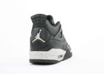 Air Jordan 4 Retro+ ‘Oreo’ 1999